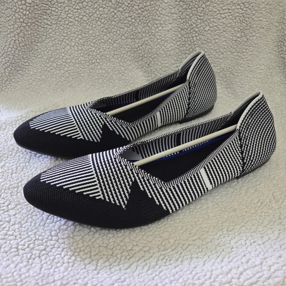 N/A pointed toe
